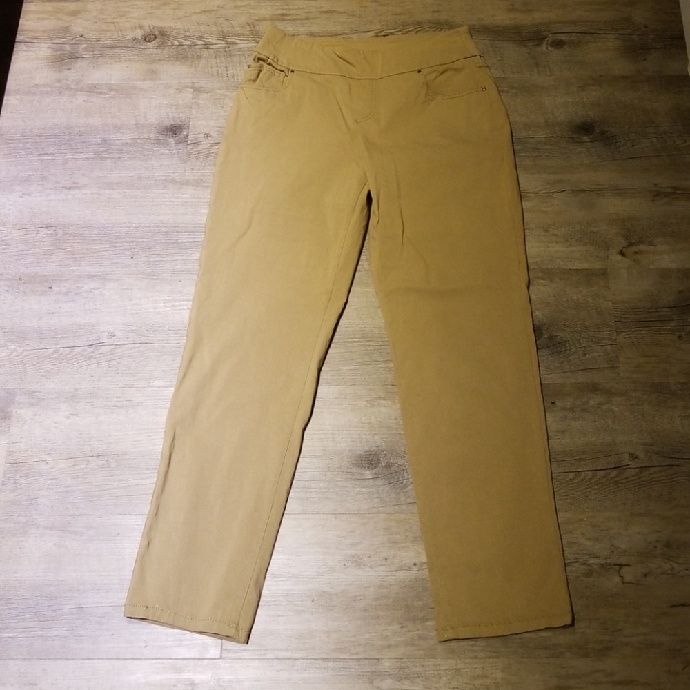 Very stretchy sz 8-10 skinny leg dark khaki pants